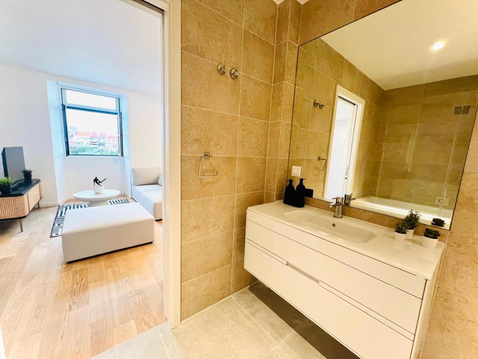 Lisbon Pink House II Beautiful 2 Bedroom Flat In City Center 外观 照片